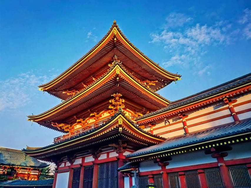 Tokyo: Customized Private Tour with a Local Guide - Shinjuku, from black markets to Golden Gai