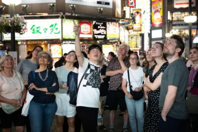 Tokyo: Dark Side of Tokyo Shinjuku Red Light Walking Tour - Meeting at Shinjuku Station without losing your group