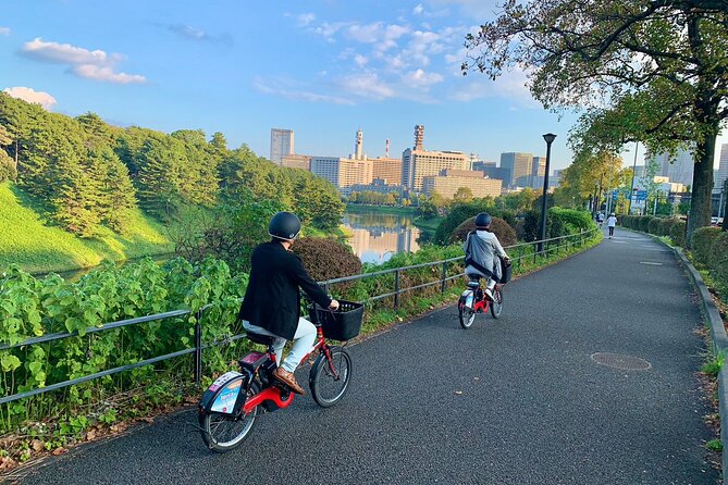Tokyo Deep Inside Cycle Tour~3 Hours E Bike Tour around Tokyo - Hijiribashi Bridge and the taiyaki pause