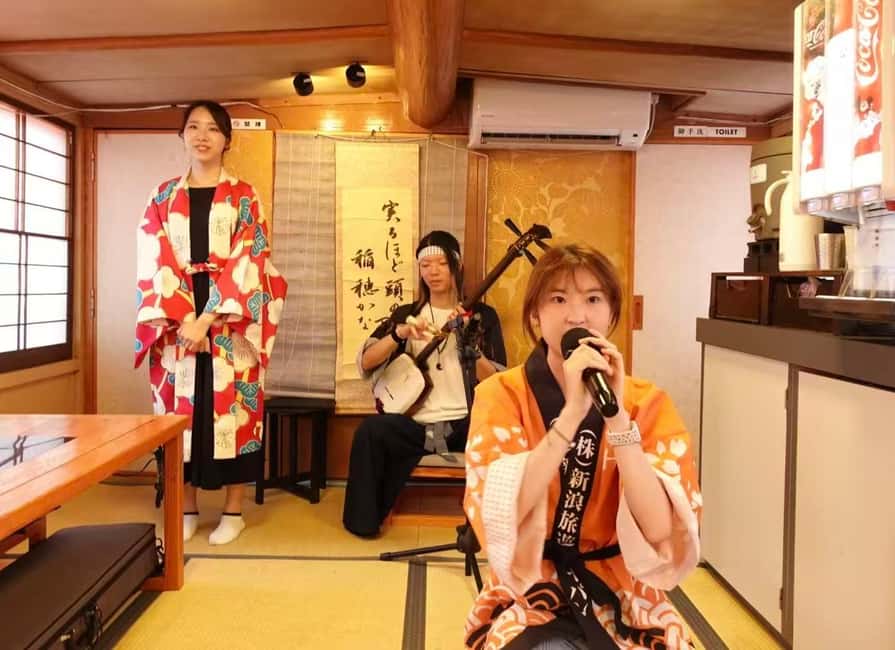 Tokyo Dinner Cruise & Tradition Show & Drinks & Tokyo Tower - Adding Tokyo Tower after the cruise