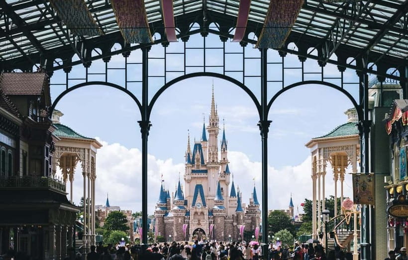 Tokyo Disneyland: 1-Day Entry Ticket and Private Transfer - Starting the Day With a Private Car