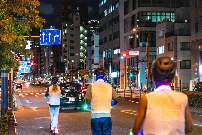 Tokyo: E-scooter Experience in Shibuya with Iconic Photos - Meijijingu Gaien adds trees and seasonal color