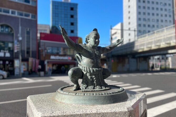 Tokyo: Enjoy Sumo match and know about it! [Ticket included] - What the 90-minute guide adds