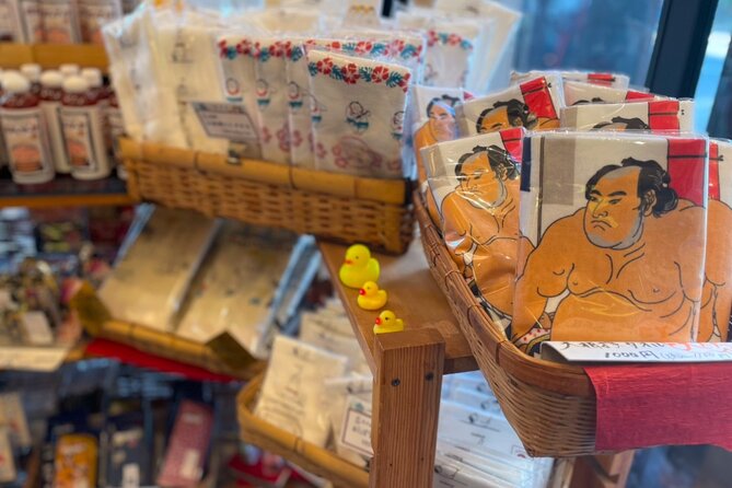 Tokyo: Enjoy Sumo match and know about it! [Ticket included] - Choosing between B and C class seats