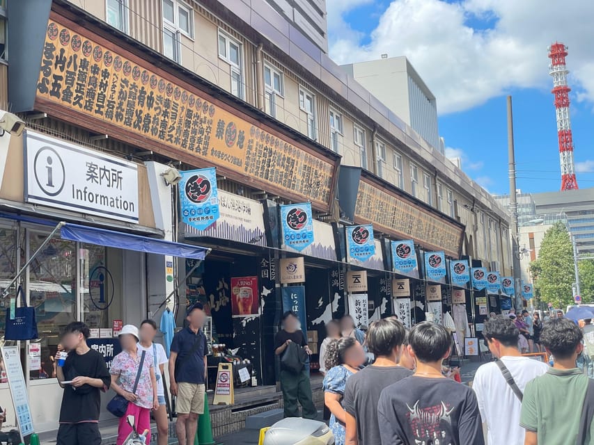 Tokyo: Explore Authentic Japanese Food Culture at Tsukiji - Finding your way through Tsukiji Outer Market
