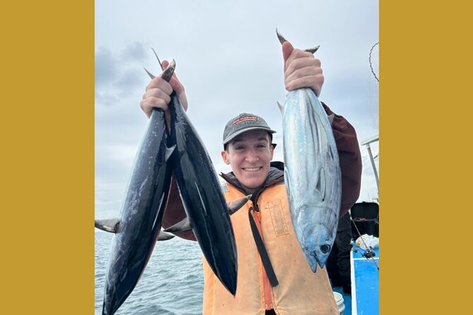 Tokyo Fishing Adventure with Fresh Catch Cuisine - Learning the basics at the fishing port