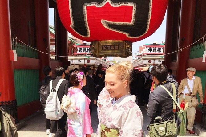Tokyo Full Course Tour: Explore 10 Must-See Sights & Hidden Gems - Hachiko and Shibuya Crossing: Tokyo’s famous street scene