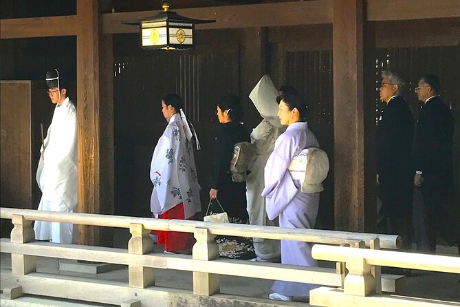 Tokyo Full Course Tour: Explore 15 Must-See Sights & Hidden Gems - Hachiko and Shibuya Crossing in short, sharp bursts