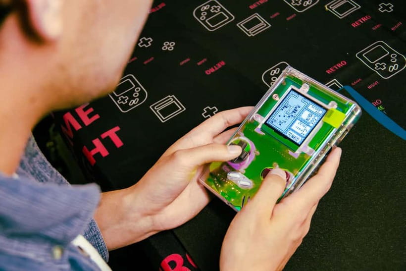 Tokyo: Gameboy Mod Workshop at Akihabara - Who will enjoy the two-hour session most