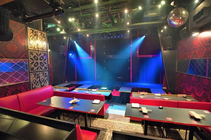 Tokyo GINZA: KONPARU Japanese Cabaret Show with Drink