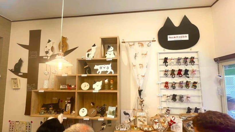 Tokyo: Gotokuji Cat Temple, Shinjuku Cat Cafe & 3D Cat Tour - Gotokuji Shopping Street and cat-shaped treats