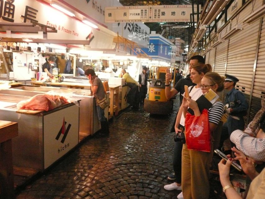 Tokyo: Guided Walking Tour of Tsukiji Market with Lunch - Starting beneath Tsukiji Hongwanji Temple