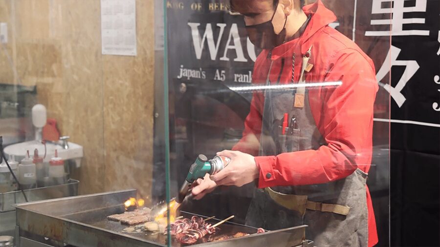 Tokyo: Guided Walking Tour of Tsukiji Market with Lunch - Should you book it?