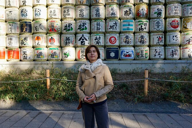Tokyo: Harajuku Meiji Shrine to Shibuya Crossing Guided Tour - Meeting details and useful planning notes
