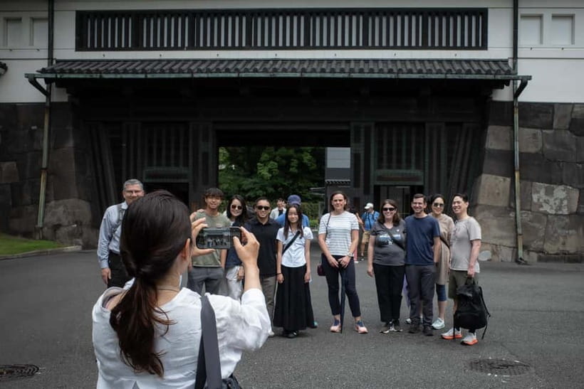 Tokyo: Imperial Palace East Gardens Walking Tour - Why the East Gardens are worth your time