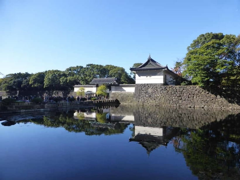 Tokyo: Imperial Palace East Gardens Walking Tour - Seasonal timing: spring flowers and fall color