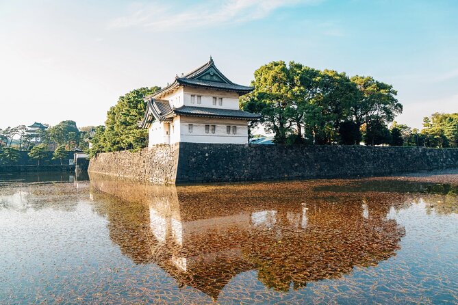 Tokyo Imperial Palace:Guided Walking Tour of East Gardens - Is the $0.39 price really the main attraction?