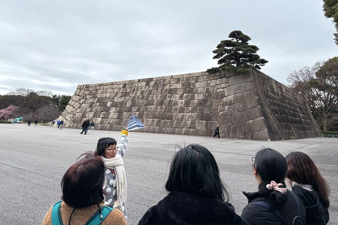 Tokyo Imperial Palace with Kagurazaka Alley Tour - The old castle line at Ushigome Mitsuke