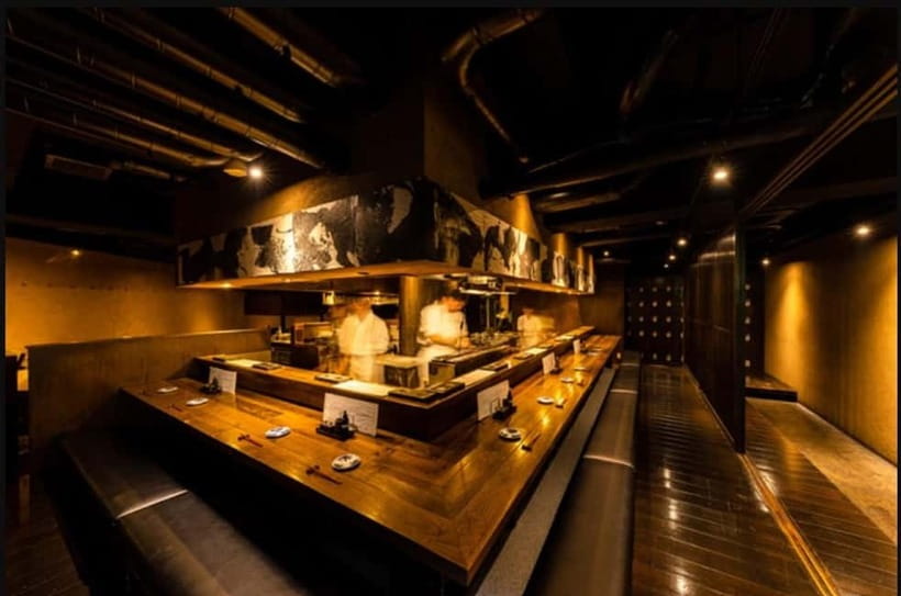 Tokyo: Izakaya Bar Experience at Kuuraku Ginza Reservation - Key points to know before booking