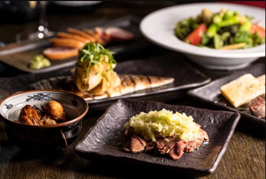 Tokyo: Izakaya Bar Experience at Kuuraku Ginza Reservation - Trying the less familiar cuts