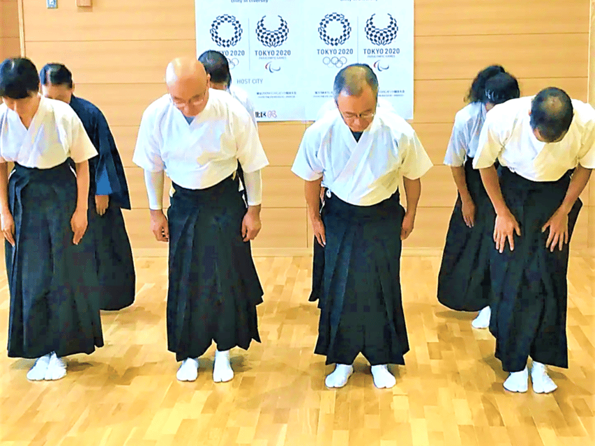 Tokyo: Japanese Archery (Kyudo) Experience - Shooting dozens of arrows at a full-length target