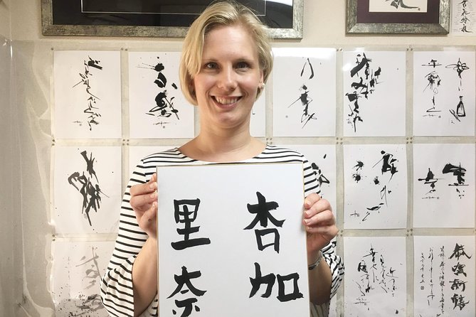 Tokyo Japanese Calligraphy Experience with a Master Artist - Key points before you book