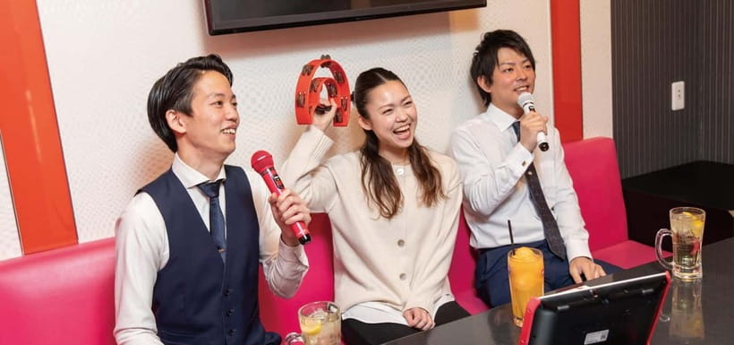 Tokyo: Karaoke Box Experience at BIG ECHO - What Your One-Hour Session Includes