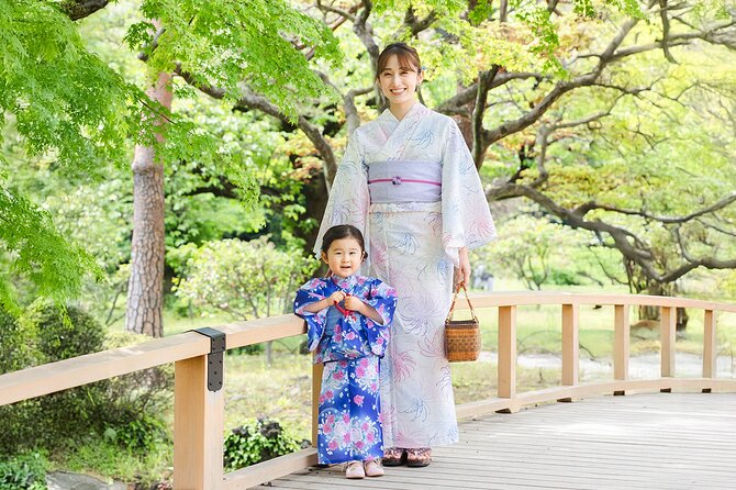 Tokyo: Kimono Experience inside Shinjuku Gyoen National Garden - What the Price of $46.04 Includes