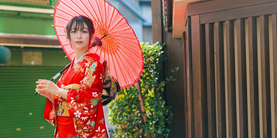 Tokyo : Kimono Rental in Asakusa Provided by RikaWafuku - Practical booking advice for your Asakusa day