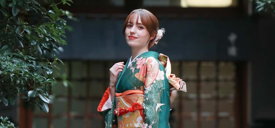 Tokyo : Kimono Rental in Asakusa Provided by RikaWafuku - The dressing process takes 45 to 70 minutes