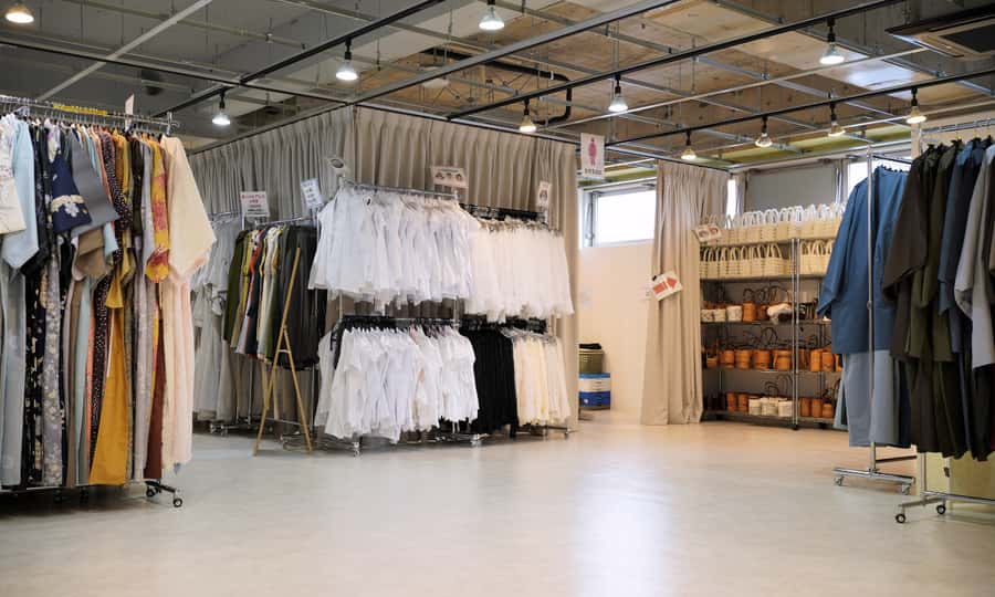 Tokyo : Kimono Rental in Asakusa Provided by RikaWafuku - Who will enjoy this experience most?