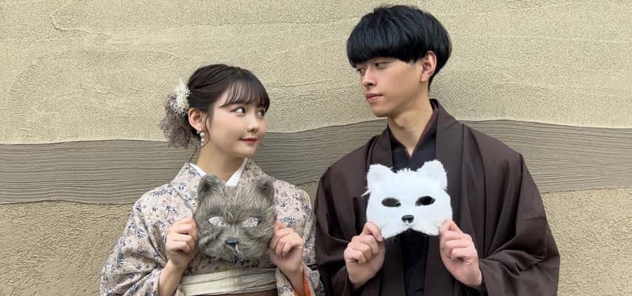 Tokyo : Kimono Rental in Asakusa Provided by RikaWafuku - Choosing a kimono or yukata from 500 styles