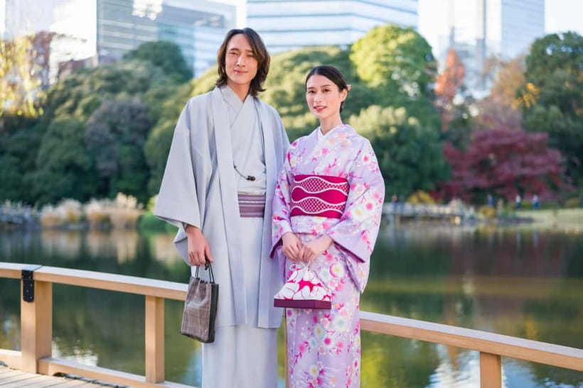 Tokyo: Kimono Rental inside Shinjuku Gyoen National Garden - The dressing process takes most of the appointment