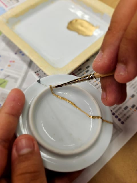 Tokyo: Kintsugi Art Repair Workshop - The atmosphere inside Nihonbashi Mutoh Main Store
