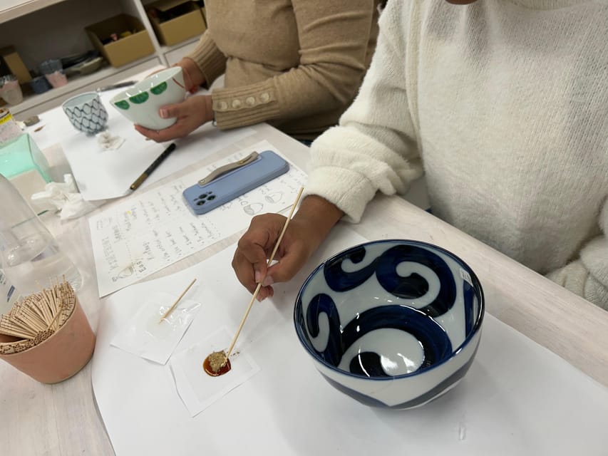 Tokyo: Kintsugi Workshop to Learn the Art of Golden Joinery - The first part: story, philosophy, and materials