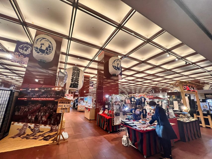 Tokyo: Learn about Japanese Traditional art KABUKI in Ginza - The guide can shape the whole experience