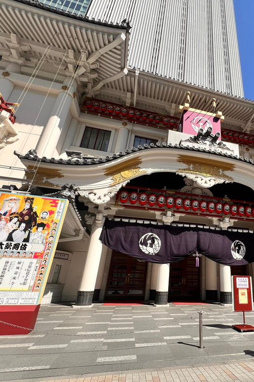 Tokyo: Learn about Japanese Traditional art KABUKI in Ginza - Meeting point, timing, and cancellation details