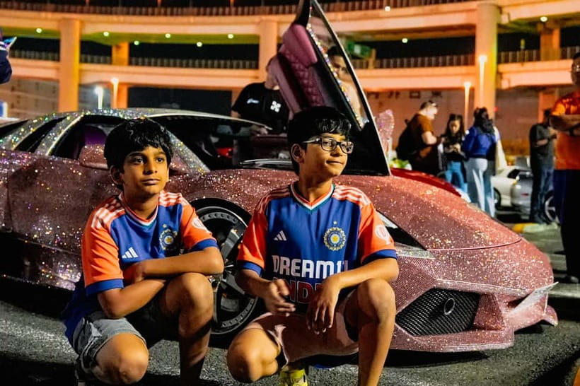Tokyo: Legendary JDM CAR Daikoku Underground Meetup - A-PIT Shinonome turns looking into learning