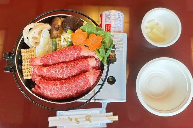 Tokyo Limited-Date Cherry Blossom Route Cruise & Show & Meal - Shamisen Music Instead of a Big Stage Show