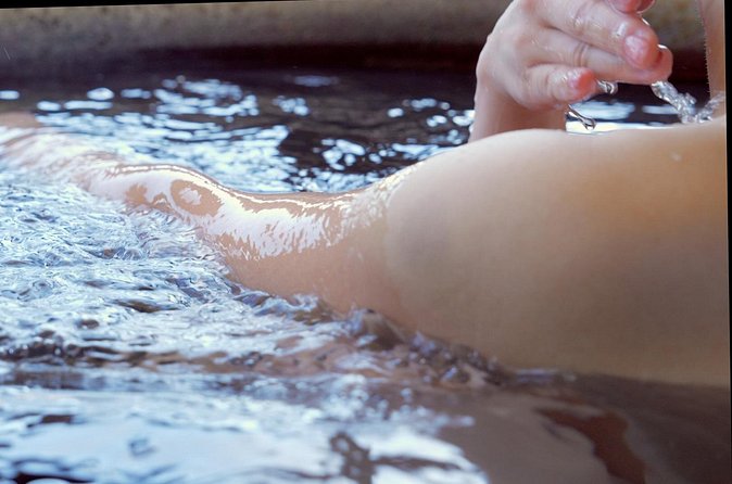Tokyo Local Tattoo Friendly Public Bath Experience - Inside the local bath