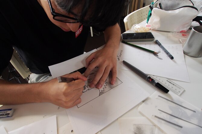 Tokyo Manga Drawing Workshop Guided by Active Pro Manga Artist - A finished souvenir you made yourself