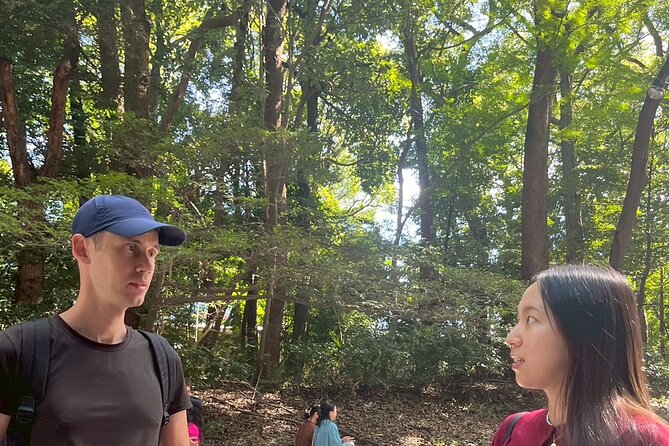 Tokyo: Meiji Jingu Cultural Walking Tour with Japanese Historian - Meeting Japanese guides who explain Japan in English