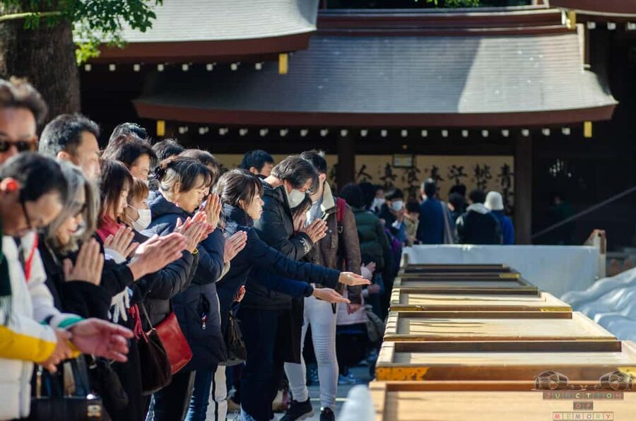 Tokyo: Meiji Jingu, Harajuku, Shibuya, and Shijuku Tour - Harajuku and Cat Street: two sides of one district