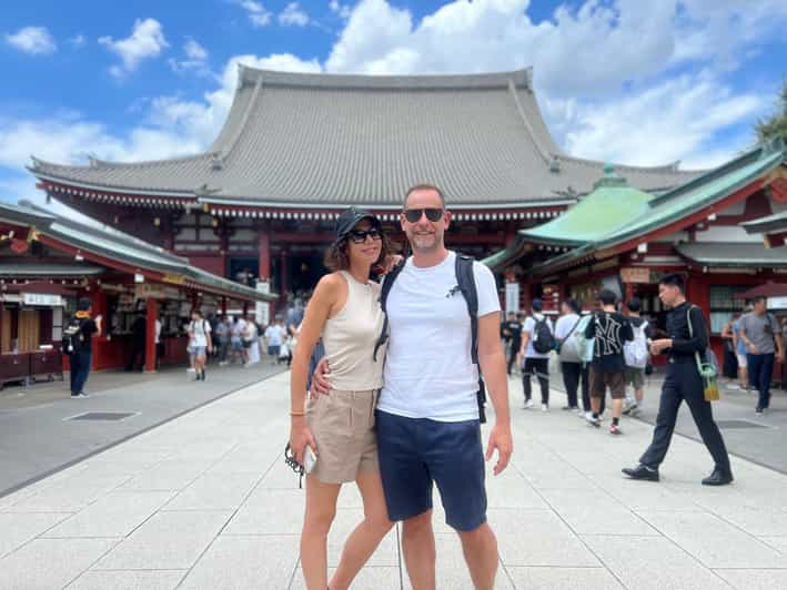 Tokyo: Meiji Jingu Shrine and Shinto Culture Walking Tour - Passing beneath the Big Torii