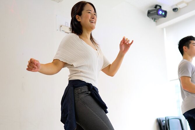 Tokyo Morning Shuffle Dance & Breakfast with a TikTok Star - What the $78.38 price includes