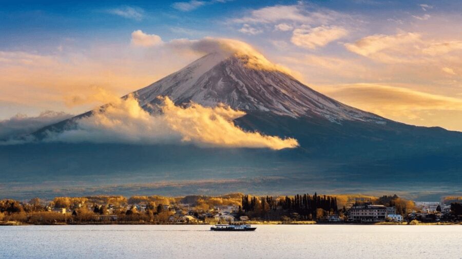 Tokyo: Mount Fuji & Hakone Private Customized Full Day Tour - Narusawa Ice Cave
