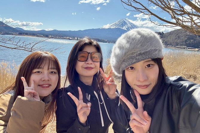 Tokyo: Mt.Fuji & Lake Kawaguchiko 1-Day Bus Tour w/Optional Lunch - Lake Kawaguchiko, craft stalls, and lunch