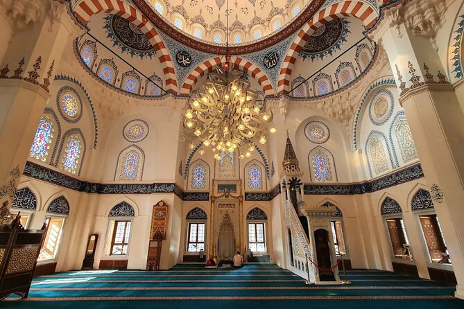 Tokyo Muslim Friendly Customizable Tour with Guide - Tokyo Skytree and Solamachi