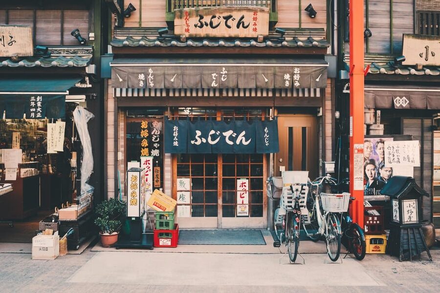 Tokyo Must-See Attractions Private Walking Tour With A Guide - Tokyo Skytree, big views with an extra ticket