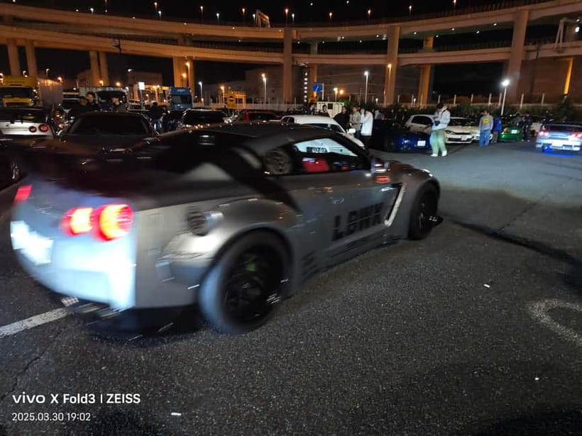 Tokyo Night Drive: Daikoku PA Car Culture & Wangan Midnight - Rainbow Bridge from the road